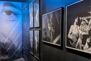 Exposição Baú do Raul MIS